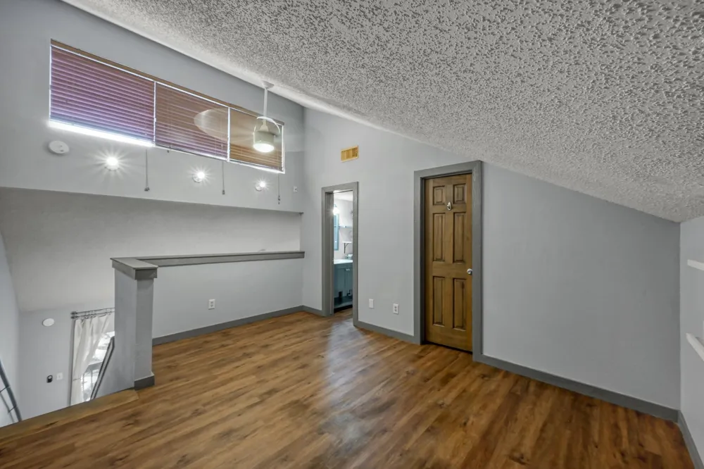 12900 Walden Road #216B Montgomery, TX 77356