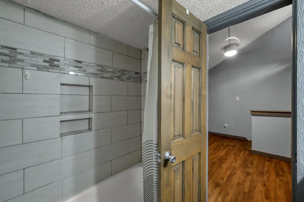 12900 Walden Road #216B Montgomery, TX 77356