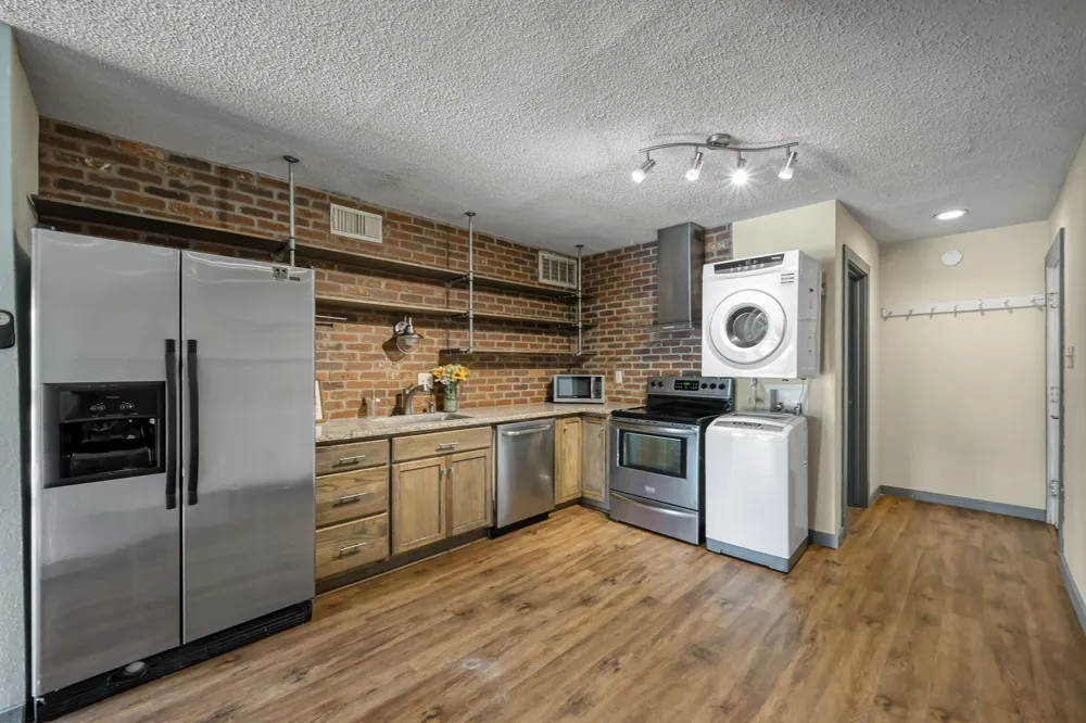 12900 Walden Road #216B Montgomery, TX 77356