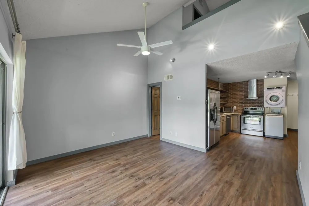 12900 Walden Road #216B Montgomery, TX 77356