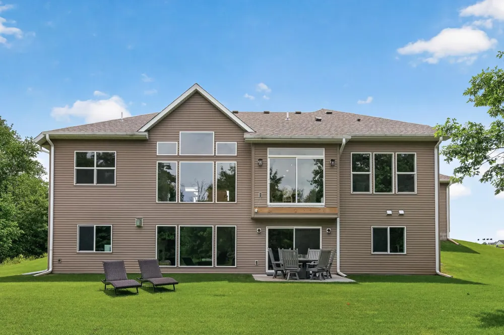 20718 Tamarack Street NW Oak Grove, MN 55011