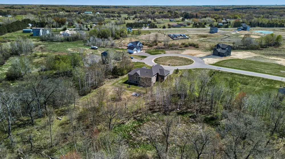 20718 Tamarack Street NW Oak Grove, MN 55011