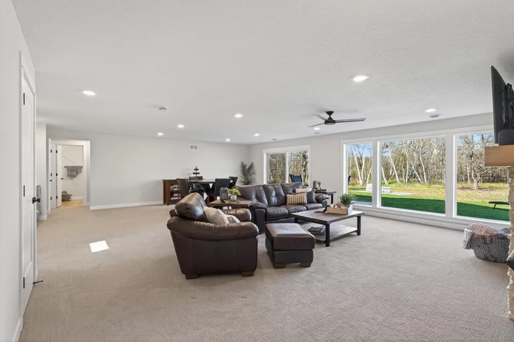 20718 Tamarack Street NW Oak Grove, MN 55011