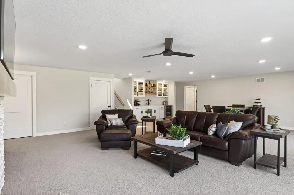 20718 Tamarack Street NW Oak Grove, MN 55011