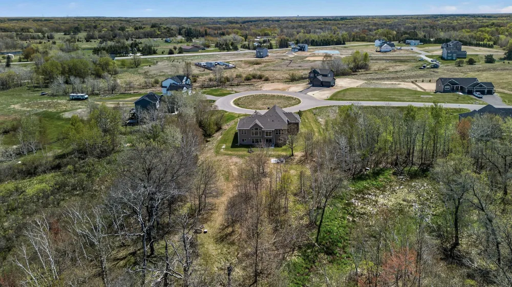 20718 Tamarack Street NW Oak Grove, MN 55011