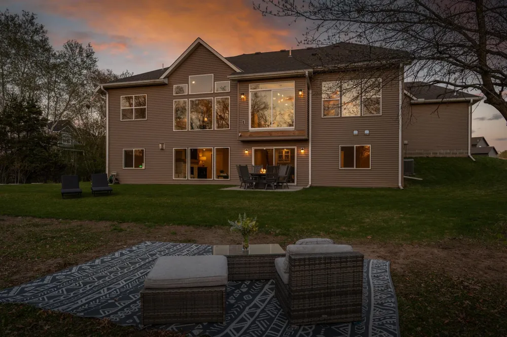 20718 Tamarack Street NW Oak Grove, MN 55011
