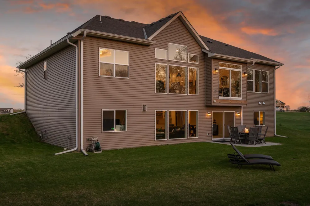 20718 Tamarack Street NW Oak Grove, MN 55011
