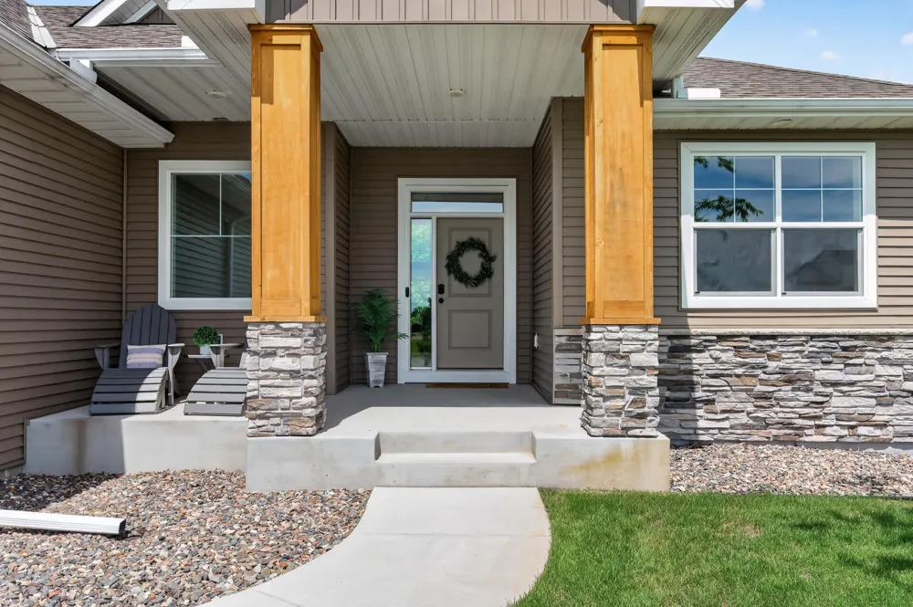 20718 Tamarack Street NW Oak Grove, MN 55011