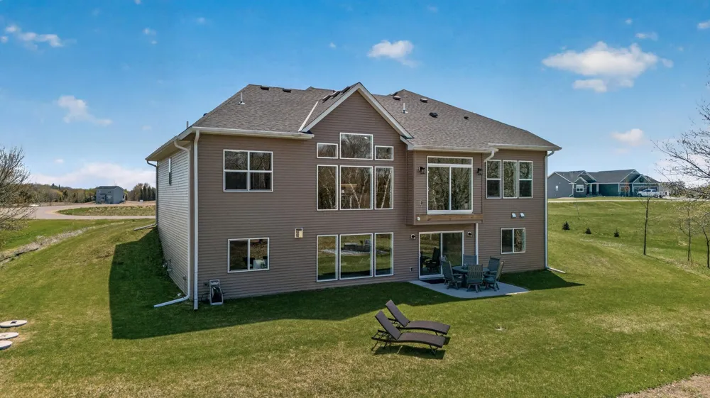 20718 Tamarack Street NW Oak Grove, MN 55011