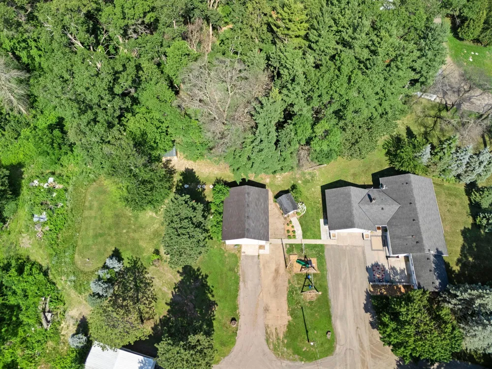 3097 325th Avenue NW Cambridge, MN 55008