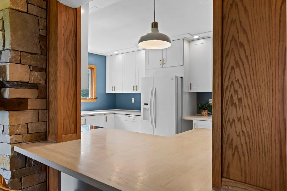 3097 325th Avenue NW Cambridge, MN 55008
