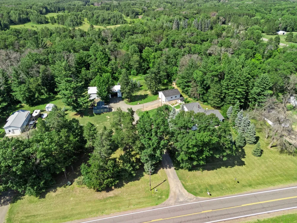 3097 325th Avenue NW Cambridge, MN 55008