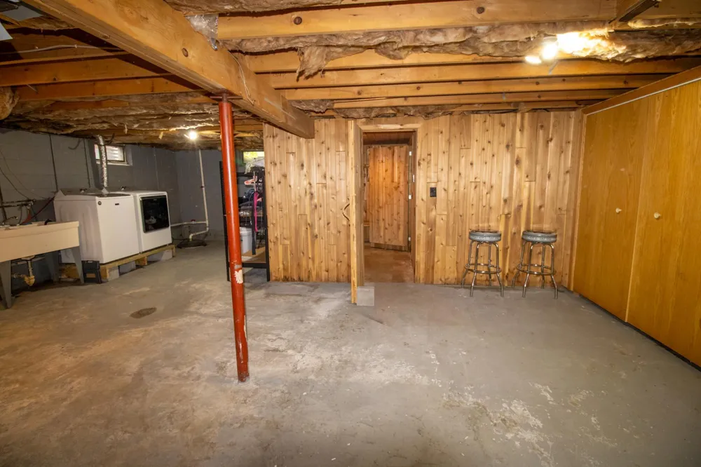 1221 21st Street S Virginia, MN 55792