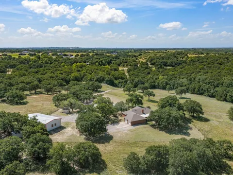 466 County Road 1180