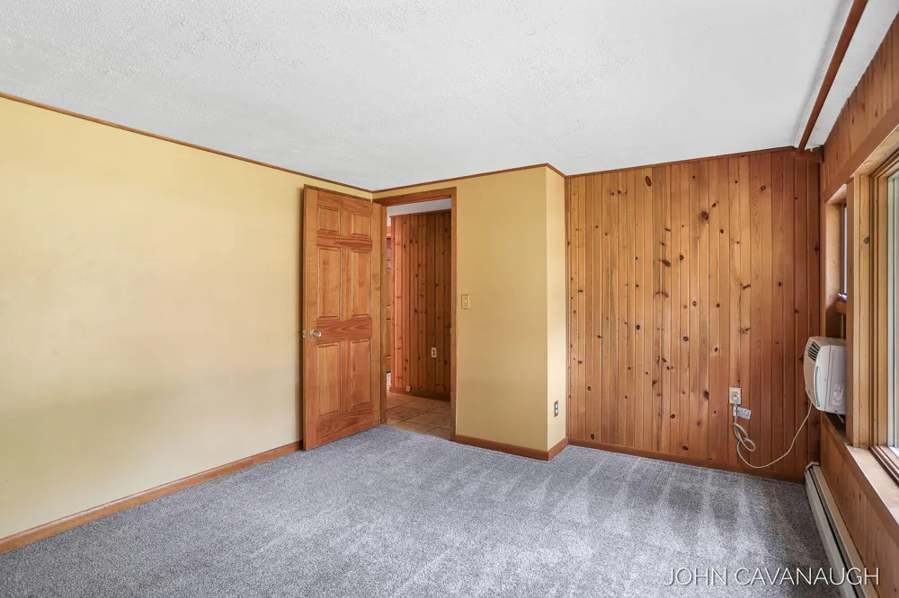 9516 Taft Street Coopersville, MI 49404