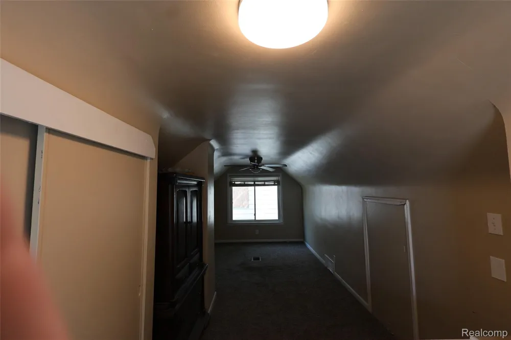 27226 Lawnwood Street Roseville City, MI 48066