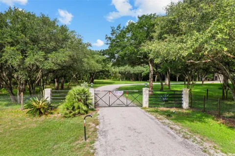 801 Treasure Oaks Road