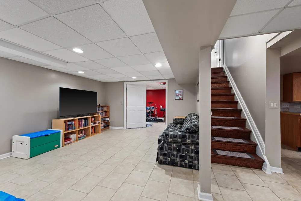 12402 Watkins Drive Shelby, MI 48315