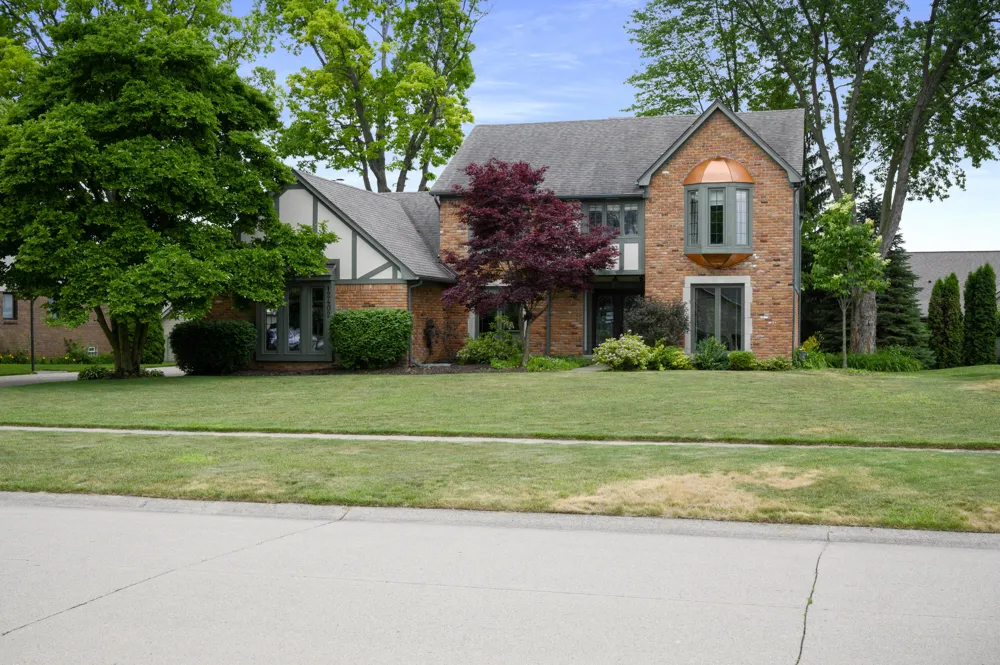 12402 Watkins Drive Shelby, MI 48315
