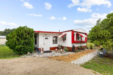 5985 SE 94TH TRAIL