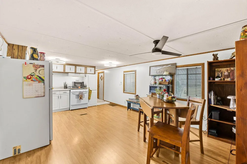 5985 SE 94TH TRAIL Okeechobee, FL 34974
