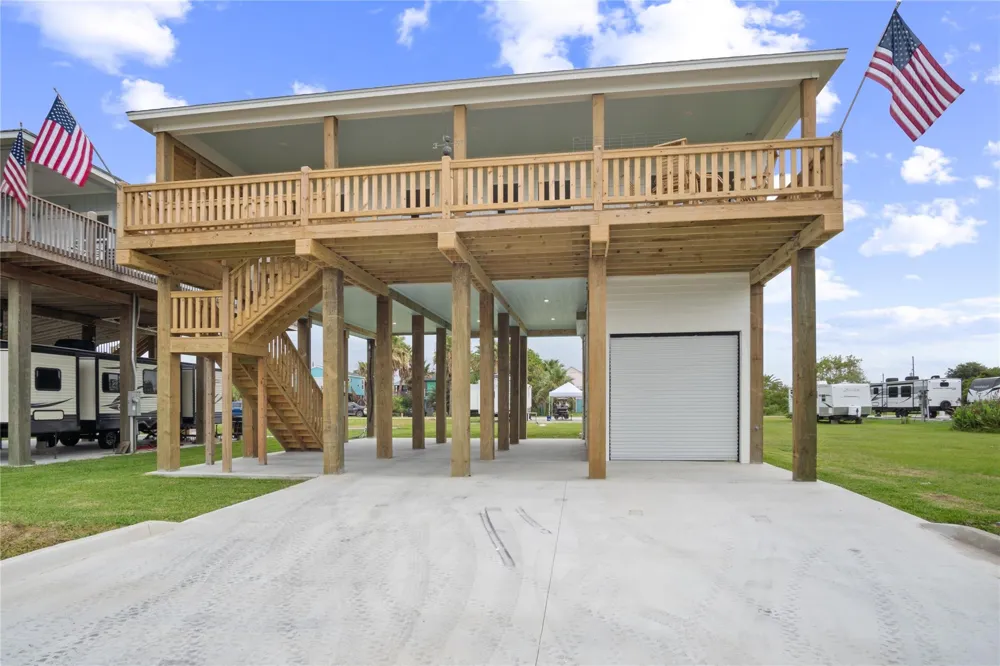 131 South Mae Cir S Crystal Beach, TX 77650