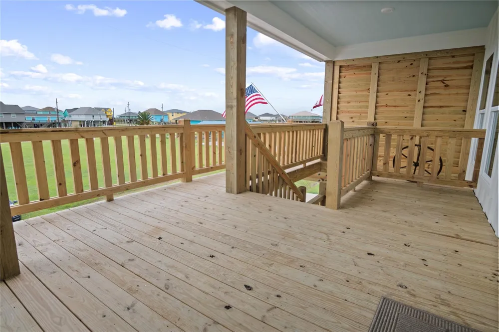 131 South Mae Cir S Crystal Beach, TX 77650