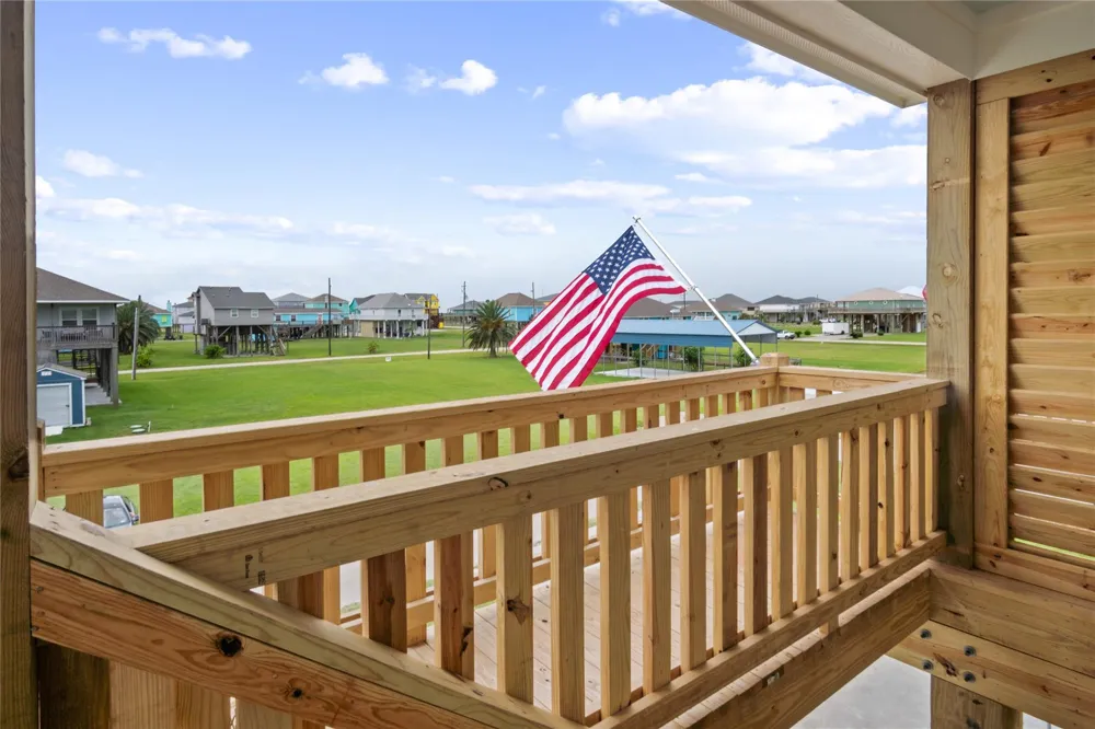 131 South Mae Cir S Crystal Beach, TX 77650