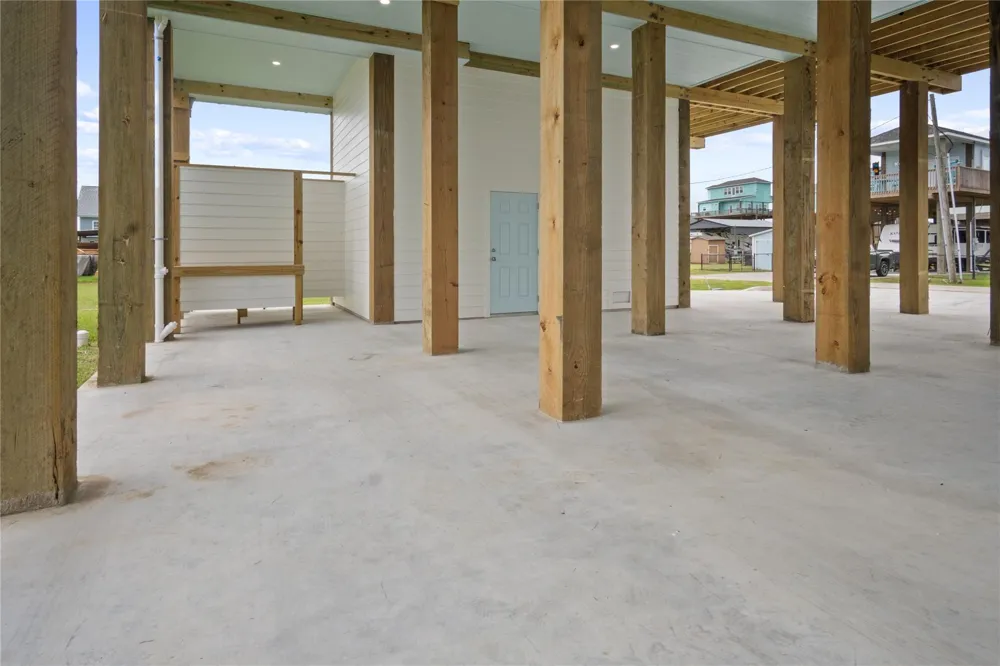 131 South Mae Cir S Crystal Beach, TX 77650