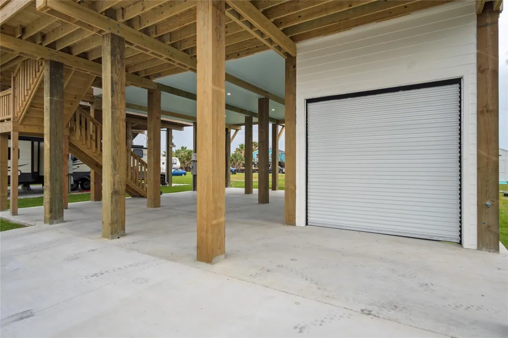 131 South Mae Cir S Crystal Beach, TX 77650