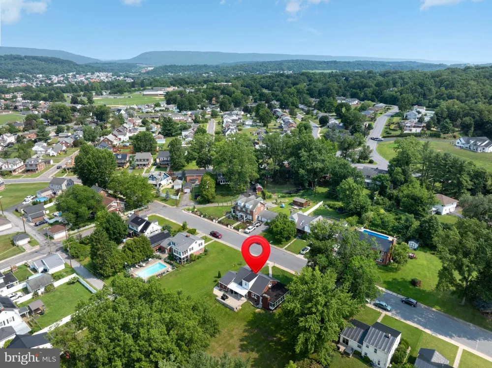 18 SUNSET ROAD Lewistown, PA 17044
