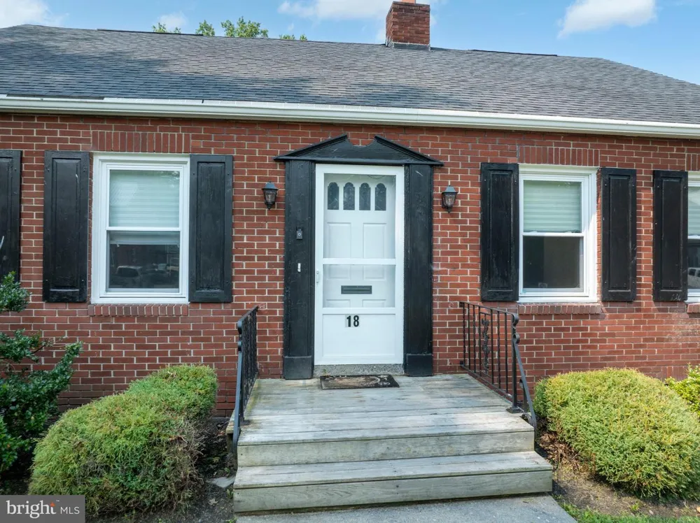 18 SUNSET ROAD Lewistown, PA 17044