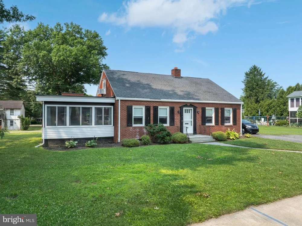 18 SUNSET ROAD Lewistown, PA 17044