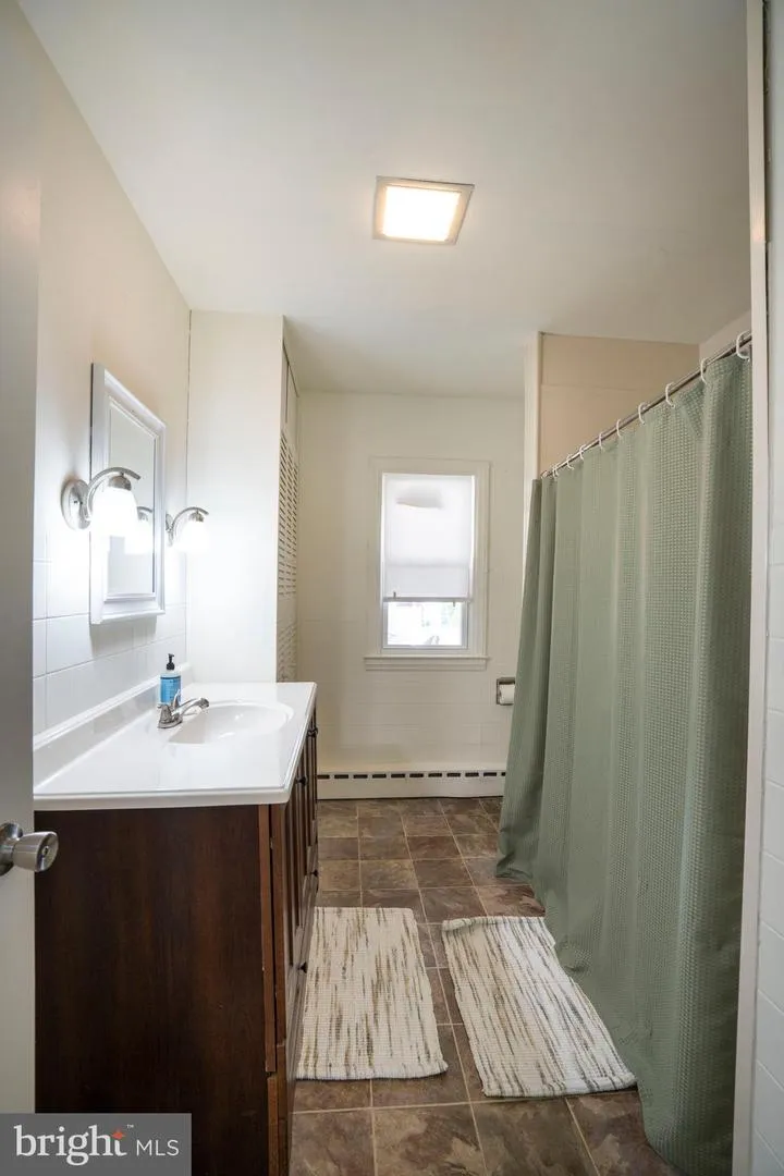 18 SUNSET ROAD Lewistown, PA 17044