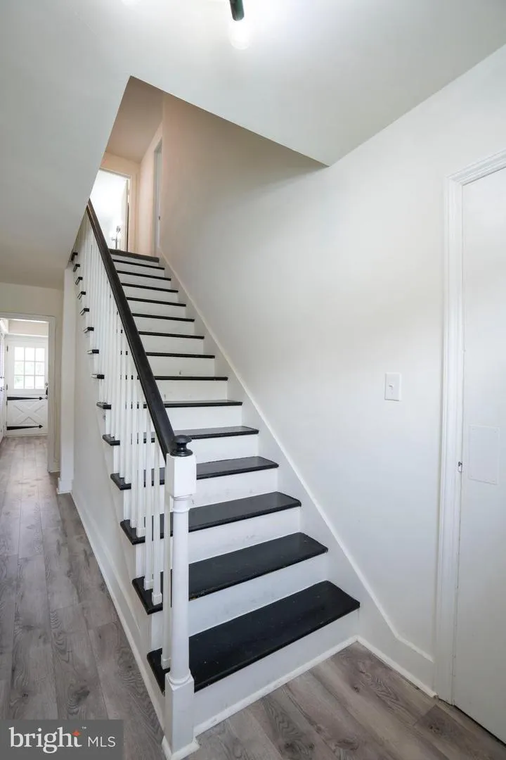 18 SUNSET ROAD Lewistown, PA 17044