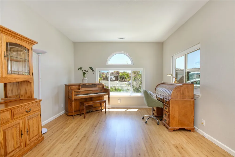 281 Chelsea Court Arroyo Grande, CA 93420