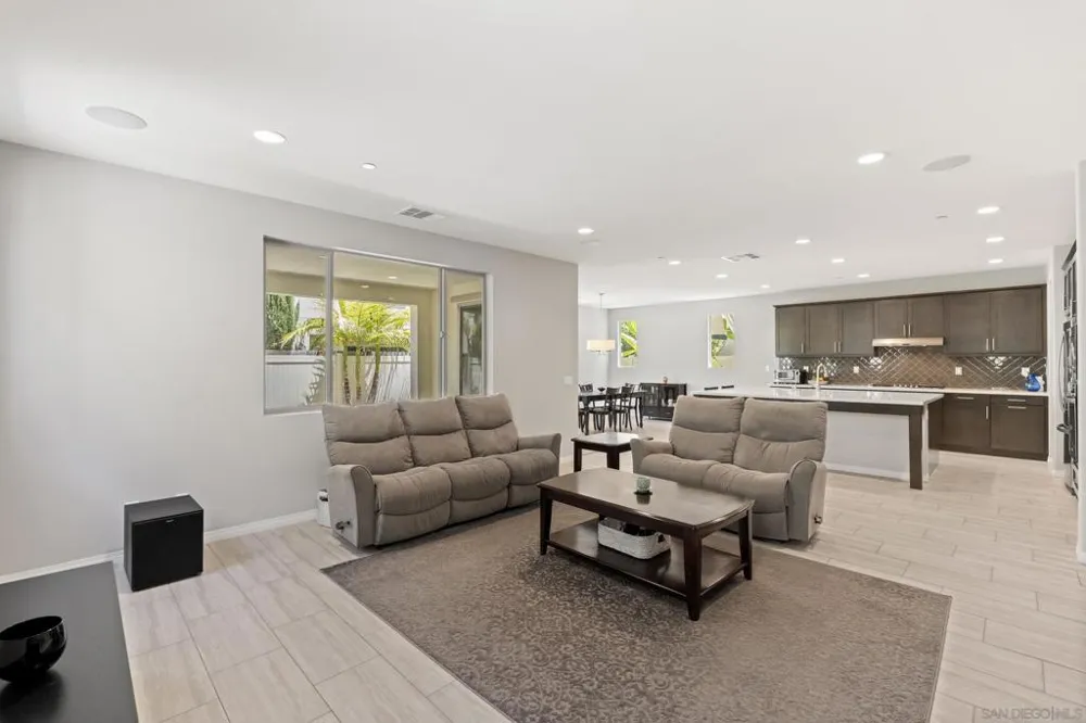 248 Triumph San Marcos, CA 92078