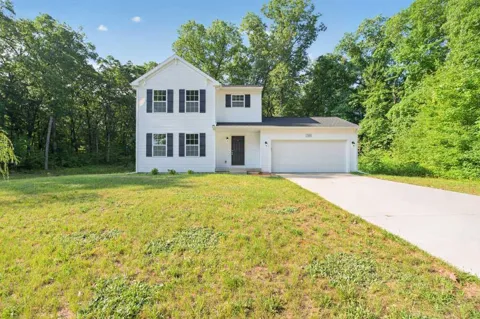 3828 Ryan Woods Circle