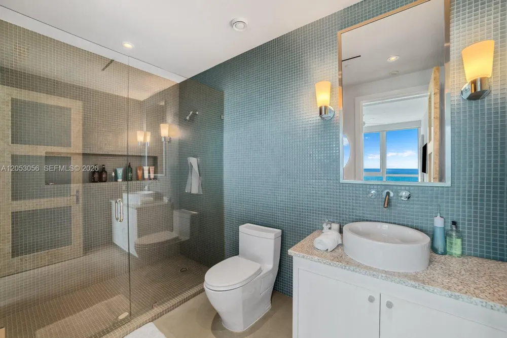 100 S Pointe Dr #2905 Miami Beach, FL 33139