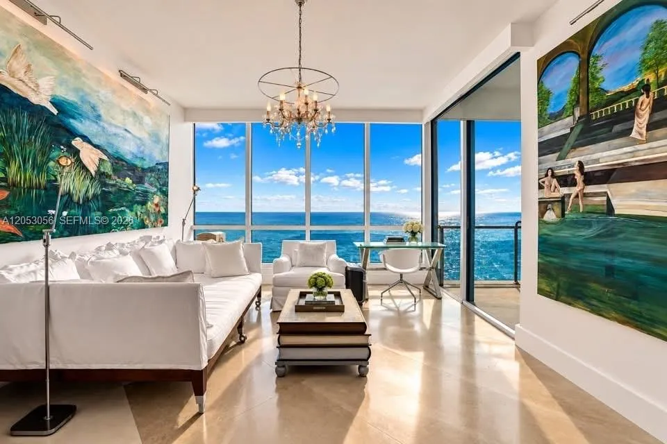100 S Pointe Dr #2905 Miami Beach, FL 33139