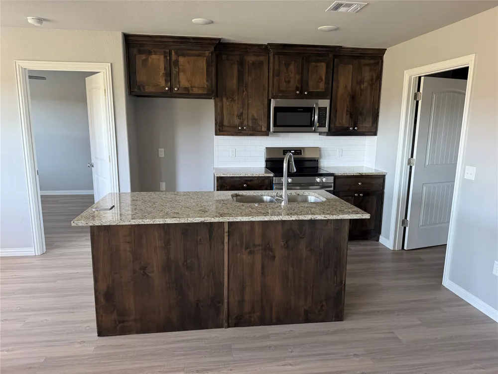 755 Molly Lane Calera, OK 74730