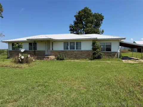 615 E 460