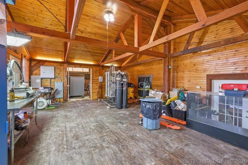 186188 4140 ROAD Moyers, OK 74557