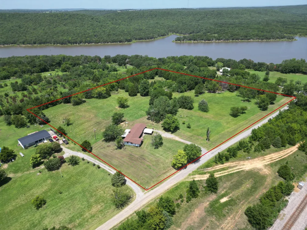 1069 Coal Creek Road McAlester, OK 74501