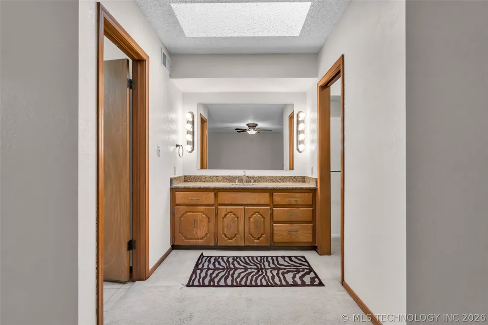 35 Overland Route Route Ardmore, OK 73401