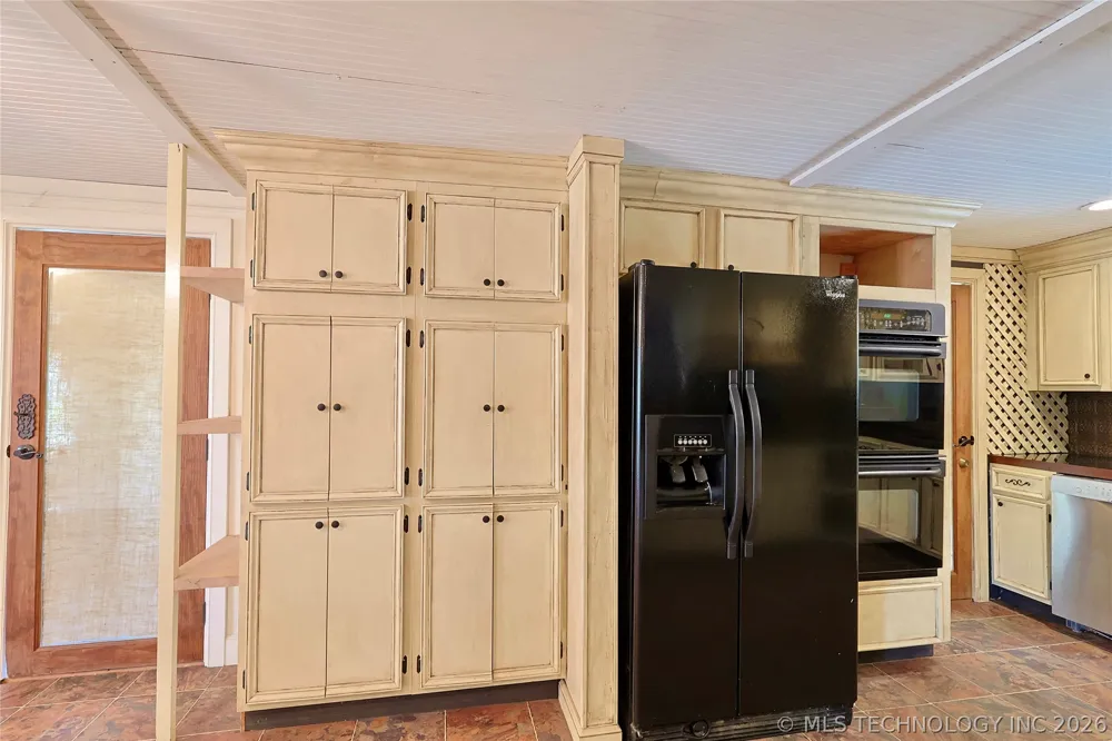 417082 Mockingbird Lane Eufaula, OK 74432