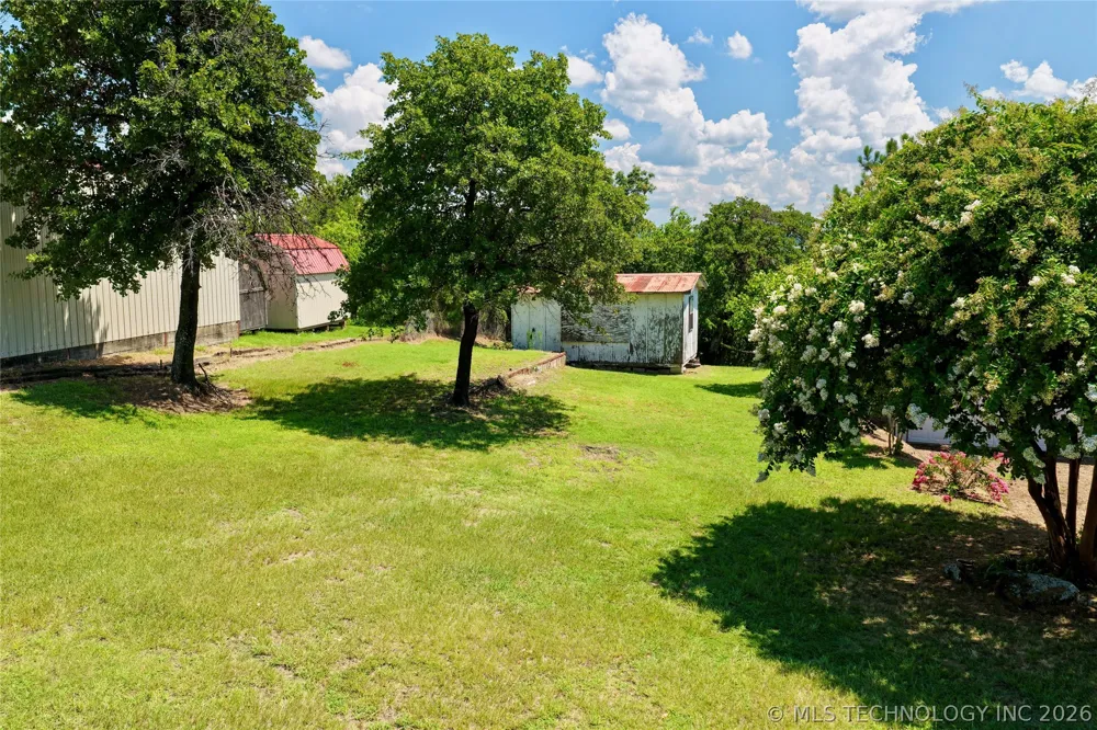 417082 Mockingbird Lane Eufaula, OK 74432