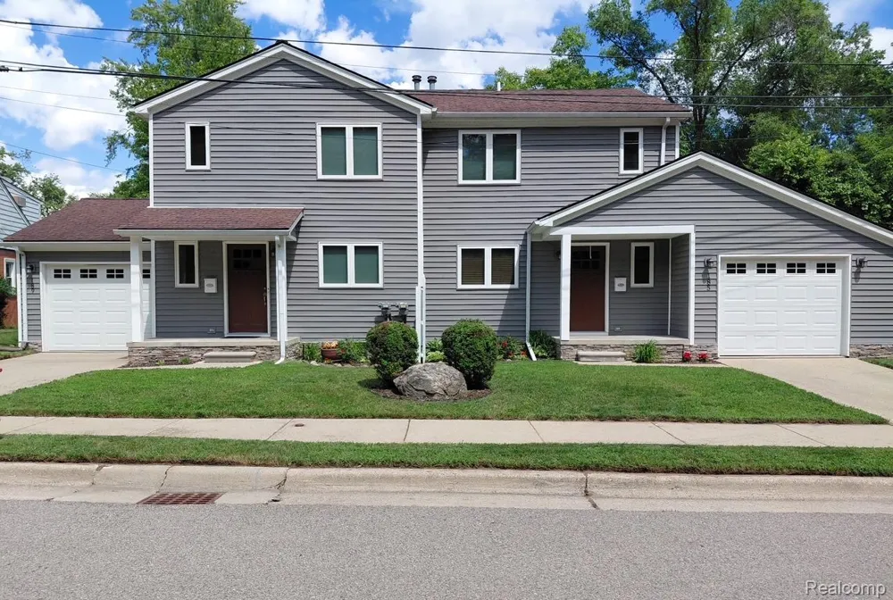 185 Fraser Street Rochester City, MI 48307