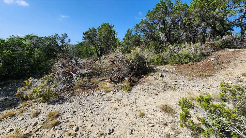104 Stonegate Lane Dripping Springs, TX 78620