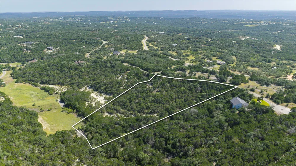 104 Stonegate Lane Dripping Springs, TX 78620